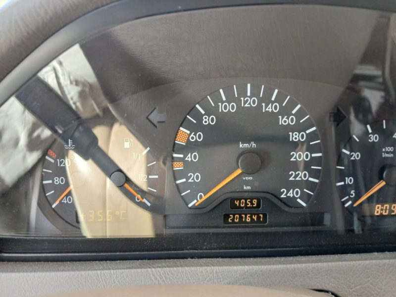 MERCEDES C200 2.0i  136 CV   CLASSIC 1996