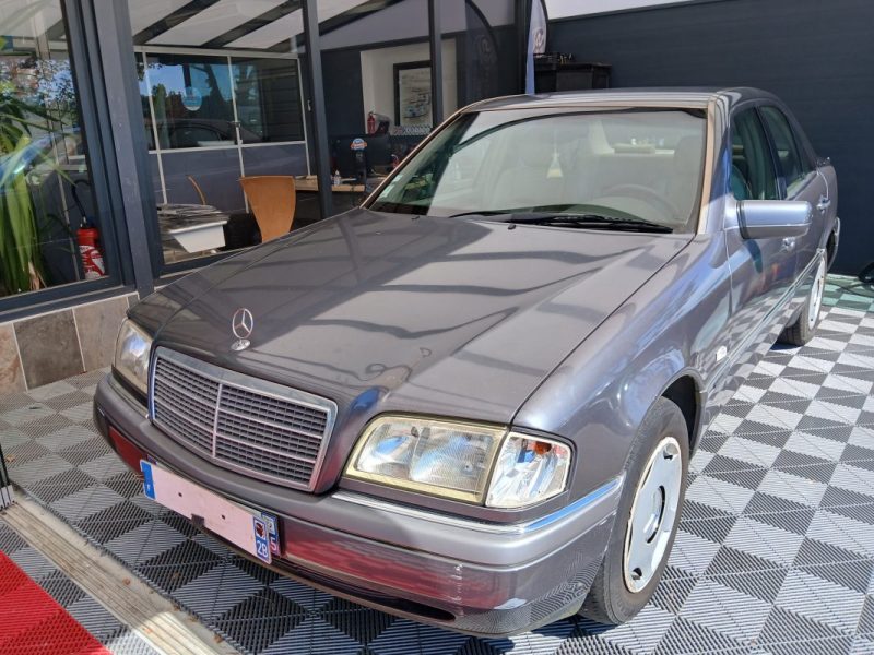MERCEDES C200 2.0i  136 CV   CLASSIC 1996