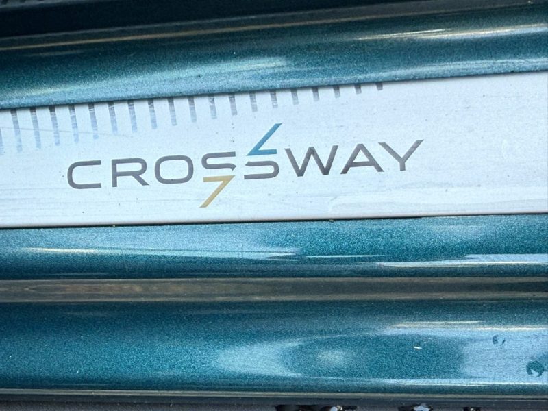 PEUGEOT 2008 1.2  110 CROSSWAY  STYLE EAT 2019 TOIT PANORAMIQUE BOITE AUTO 