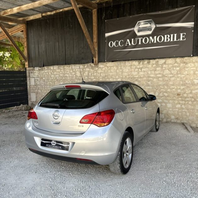 OPEL ASTRA 1.7 CDTI 110 ENJOY 2011