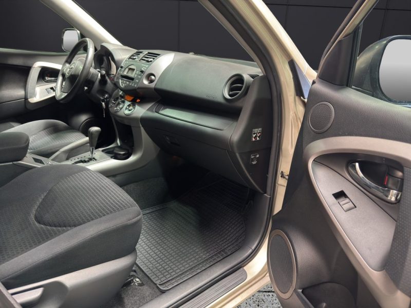 TOYOTA RAV4 2.0 VVTI 152CH BVA 4X4 2008
