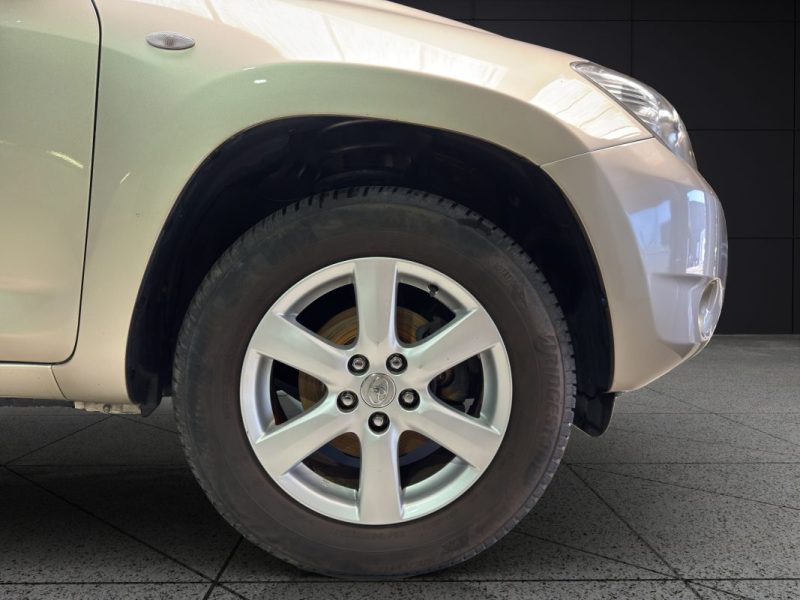 TOYOTA RAV4 2.0 VVTI 152CH BVA 4X4 2008