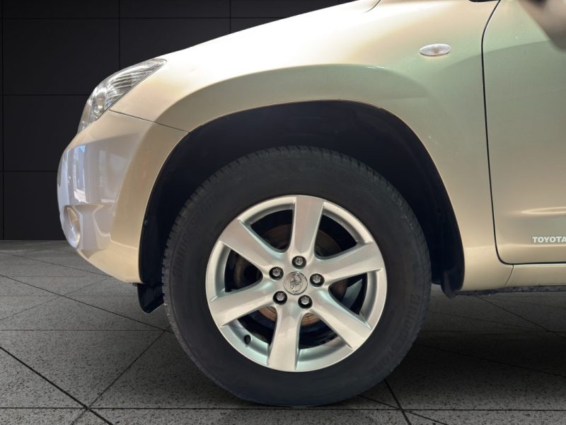 TOYOTA RAV4 2.0 VVTI 152CH BVA 4X4 2008