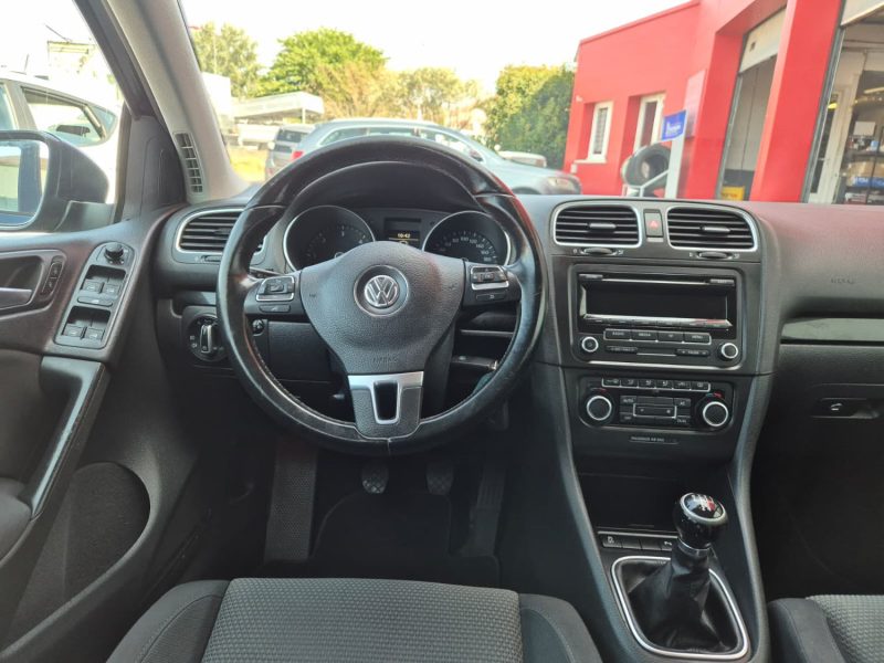 GOLF 1.6 TFI 105 CONFORTLINE 