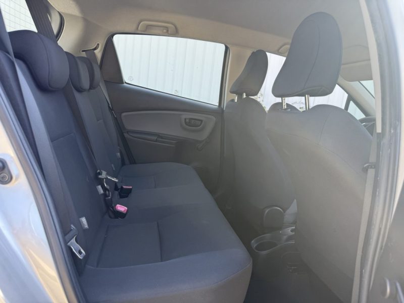 TOYOTA YARIS 1.0 VVTI 69 TECHNOLINE 1er Main