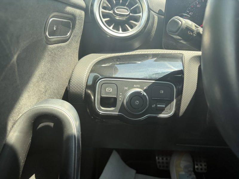 Mercedes Classe A 180 Amg- Line 7G-Dct / CarPlay / Garantie 12 Mois   
