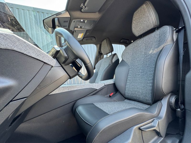 PEUGEOT 3008 III Allure 1.2 Hybrid e-DSC6 136 cv Boîte auto