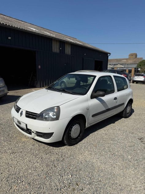 RENAULT CLIO CAMPUS SOCIETE 1.5 DCI 70 2 PLACES