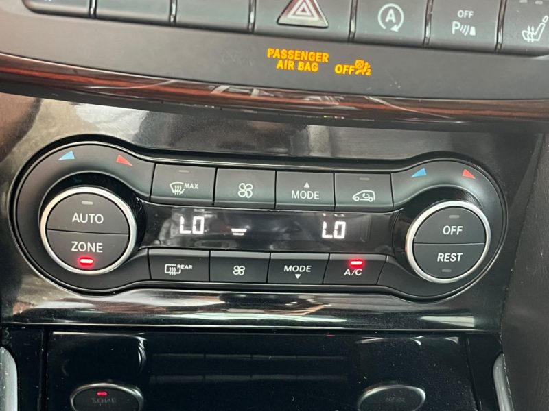 🚗 INFINITI Q30 2.0 170ch ⚙️ ☀️ Toit panoramique ♨️ Sièges chauffants