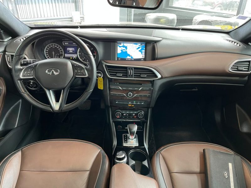 🚗 INFINITI Q30 2.0 170ch ⚙️ ☀️ Toit panoramique ♨️ Sièges chauffants