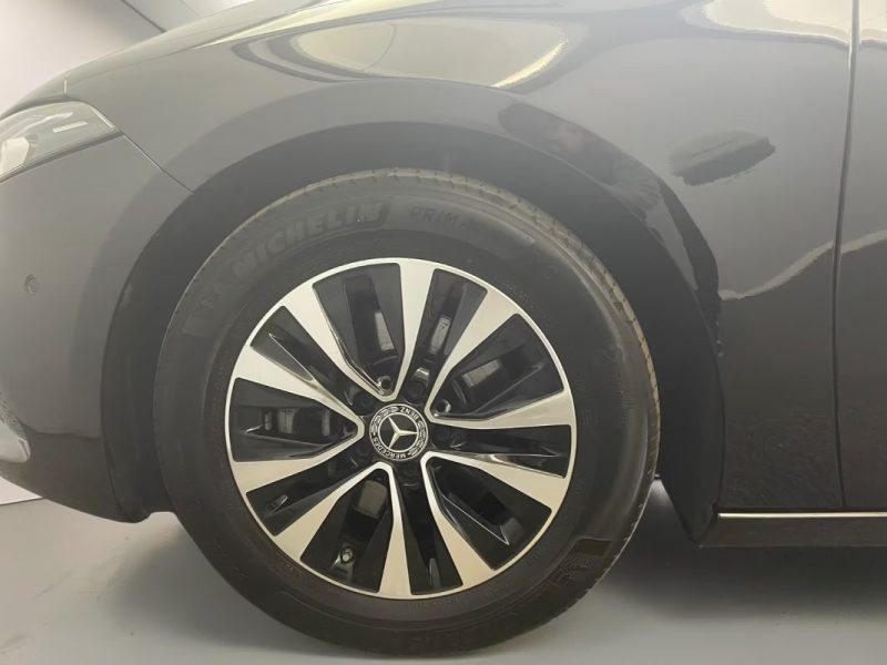 MERCEDES CLASSE A 180D CUIR 1 MAIN MUBX 