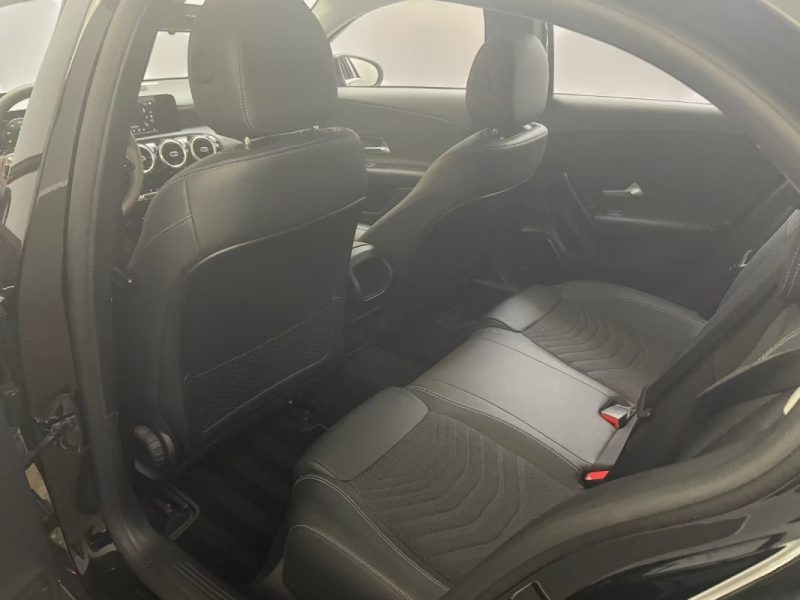 MERCEDES CLASSE A 180D CUIR 1 MAIN MUBX 
