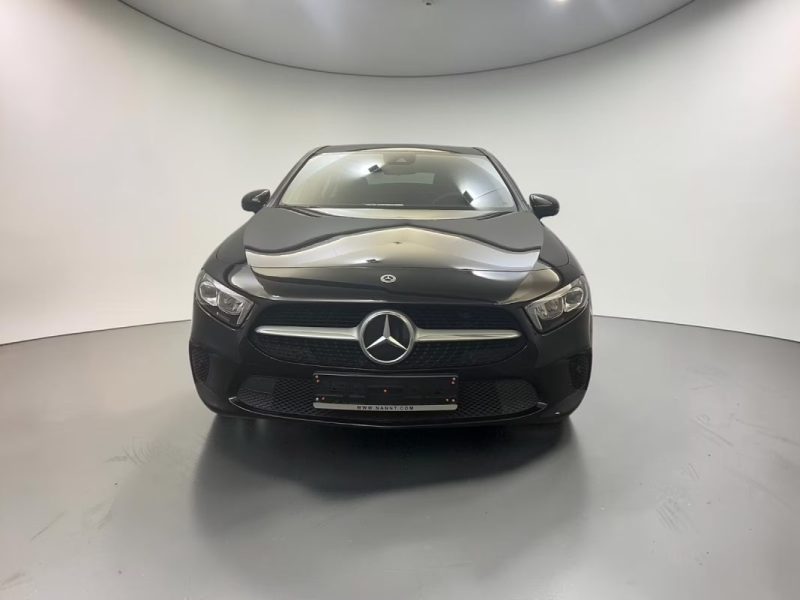 MERCEDES CLASSE A 180D CUIR 1 MAIN MUBX 