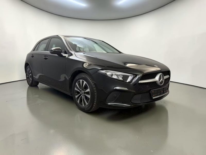 MERCEDES CLASSE A 180D CUIR PREMIERE MAIN 