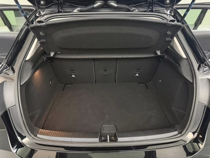 MERCEDES CLASSE A 180D CUIR PREMIERE MAIN 
