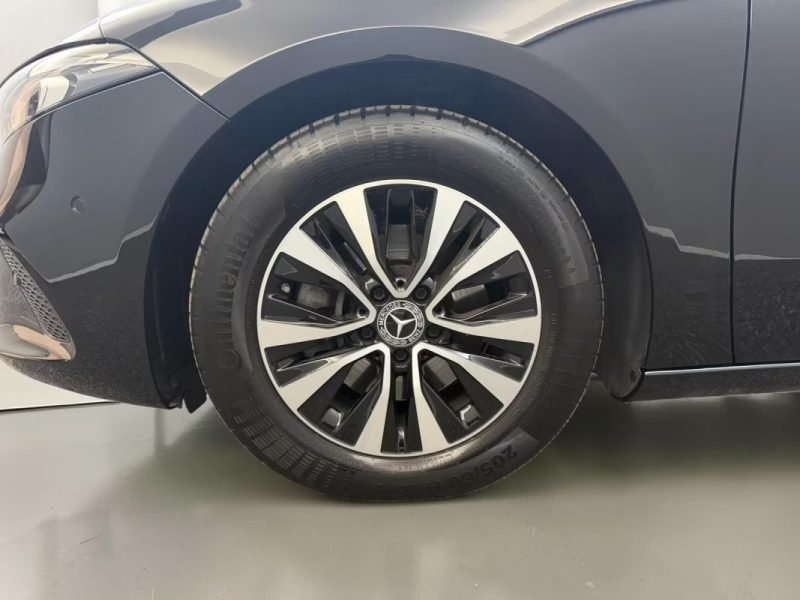 MERCEDES CLASSE A 180D CUIR PREMIERE MAIN 