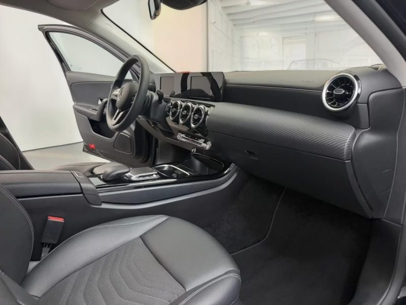 MERCEDES CLASSE A 180D CUIR PREMIERE MAIN 