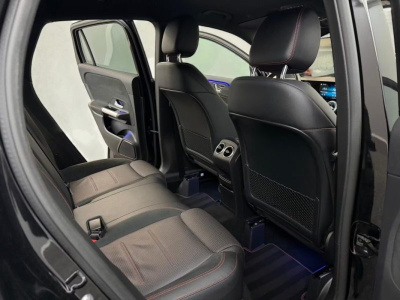 MERCEDES GLA  250 4MATIC EDITION 1 AMG LINE