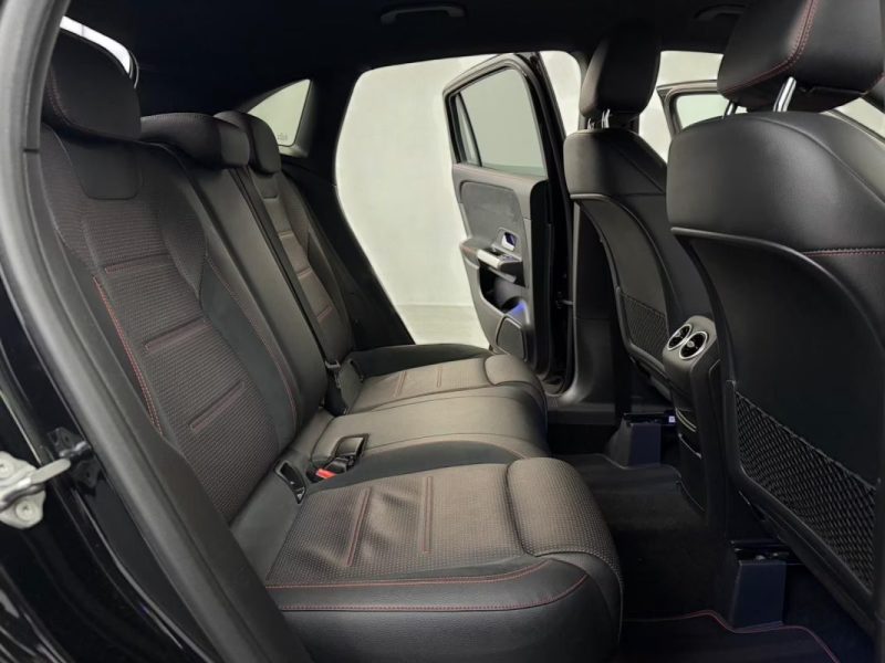 MERCEDES GLA  250 4MATIC EDITION 1 AMG LINE