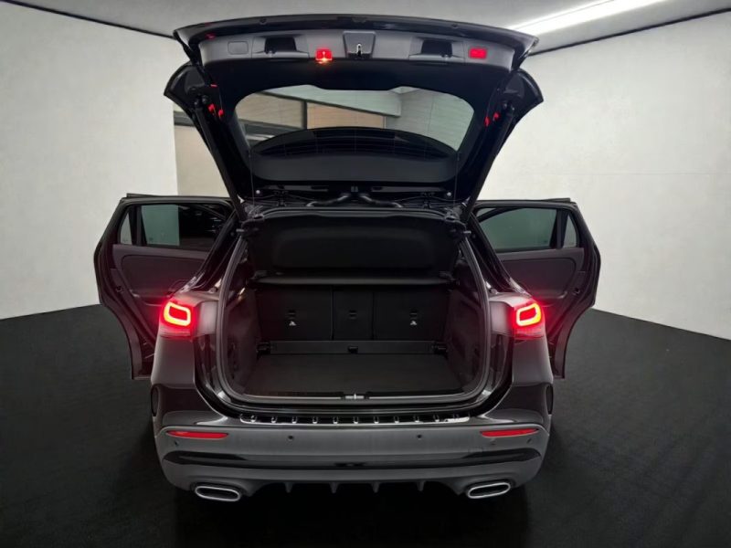MERCEDES GLA  250 4MATIC EDITION 1 AMG LINE