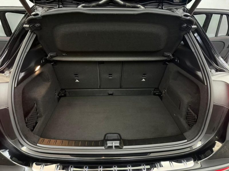 MERCEDES GLA  250 4MATIC EDITION 1 AMG LINE