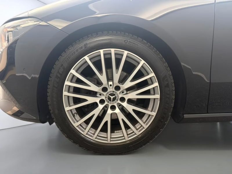 MERCEDES CLA COUPE 180 PROGRESSIVE TOIT PANO KEYLESS CAMERA RECUL 