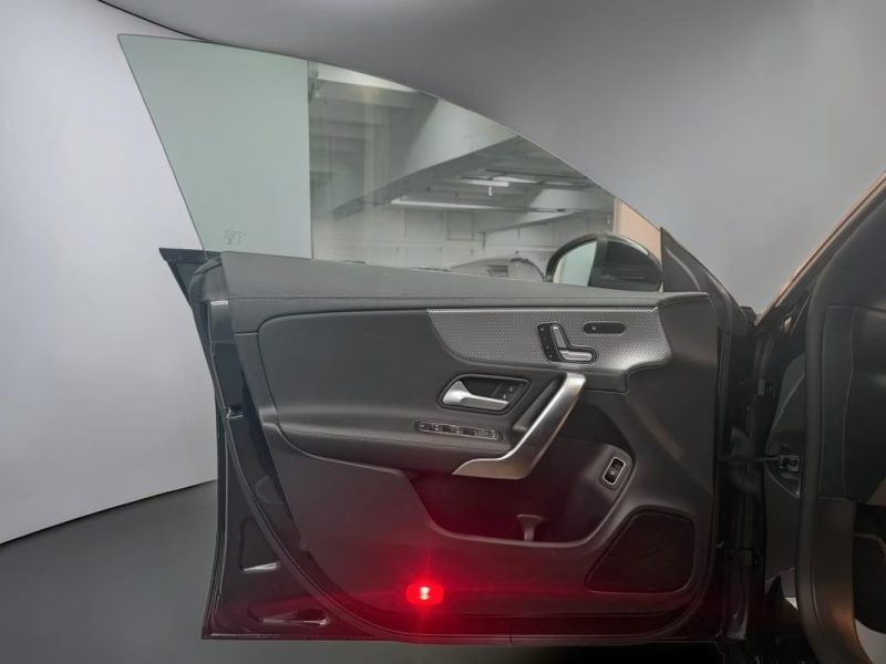 MERCEDES CLA COUPE 180 PROGRESSIVE TOIT PANO KEYLESS CAMERA RECUL 