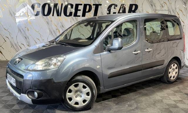PEUGEOT PARTNER 1,6 HDI TENDANCE 2012 - 66 601Kms - Distrib ok - Premier Main -SUIVIT PEUGEOT