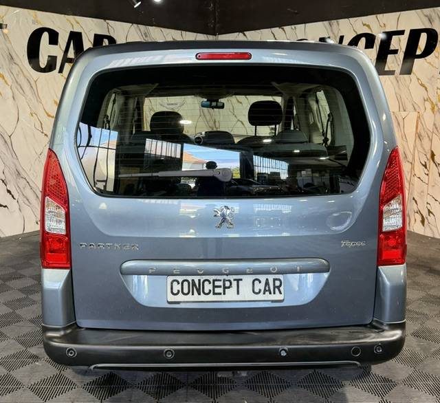 PEUGEOT PARTNER 1,6 HDI TENDANCE 2012 - 66 601Kms - Distrib ok - Premier Main -SUIVIT PEUGEOT