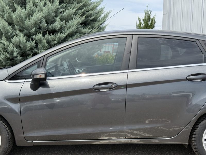 FORD FIESTA 1.0l 100ch Trend 1ére Main Garantie 6 Mois