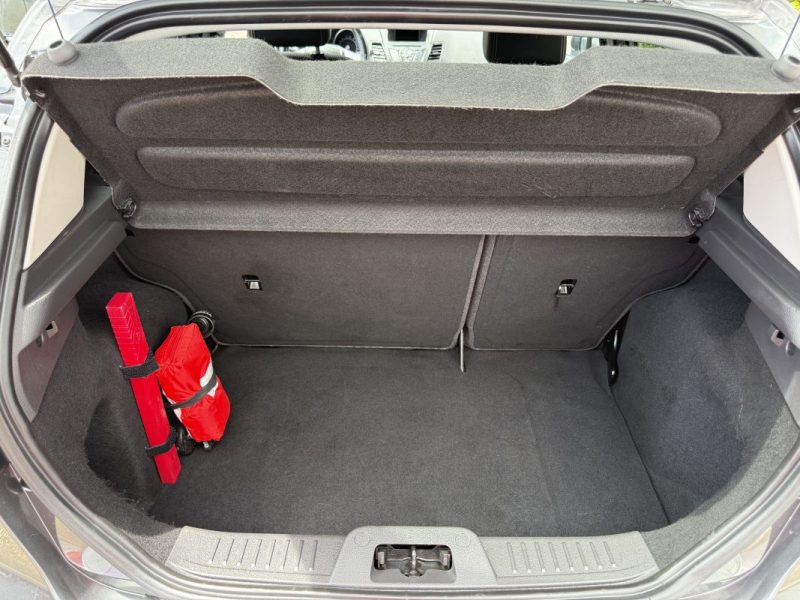 FORD FIESTA 1.0l 100ch Trend 1ére Main Garantie 6 Mois