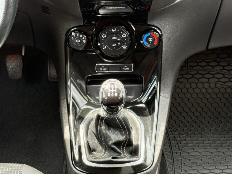 FORD FIESTA 1.0l 100ch Trend 1ére Main Garantie 6 Mois