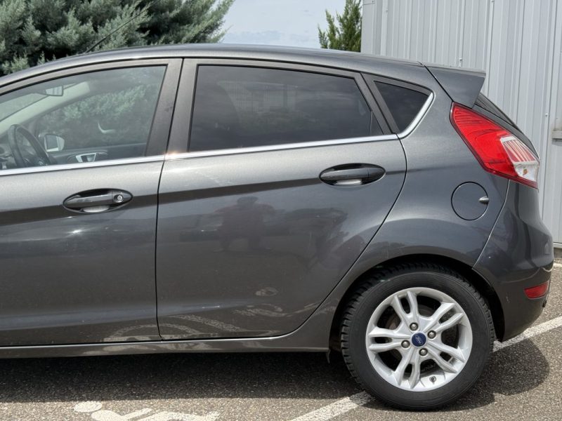 FORD FIESTA 1.0l 100ch Trend 1ére Main Garantie 6 Mois