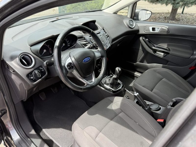 FORD FIESTA 1.0l 100ch Trend 1ére Main Garantie 6 Mois