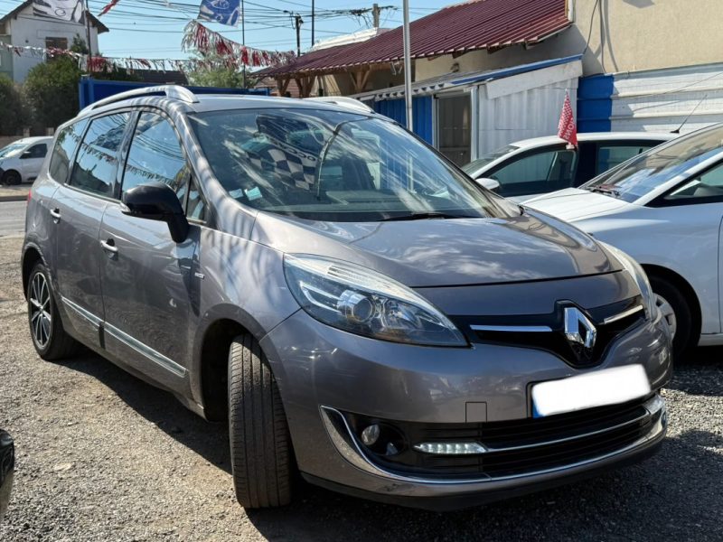 RENAULT SCENICIII GRAND BOSE  1.5 DCI 110 AUTHENTIQUE 5P 2013 7 PLCS 