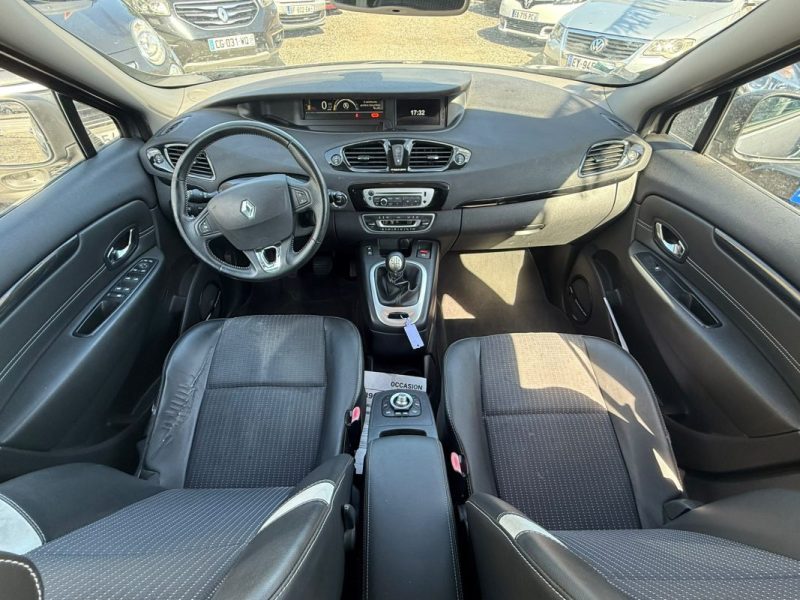 RENAULT SCENICIII GRAND BOSE  1.5 DCI 110 AUTHENTIQUE 5P 2013 7 PLCS 