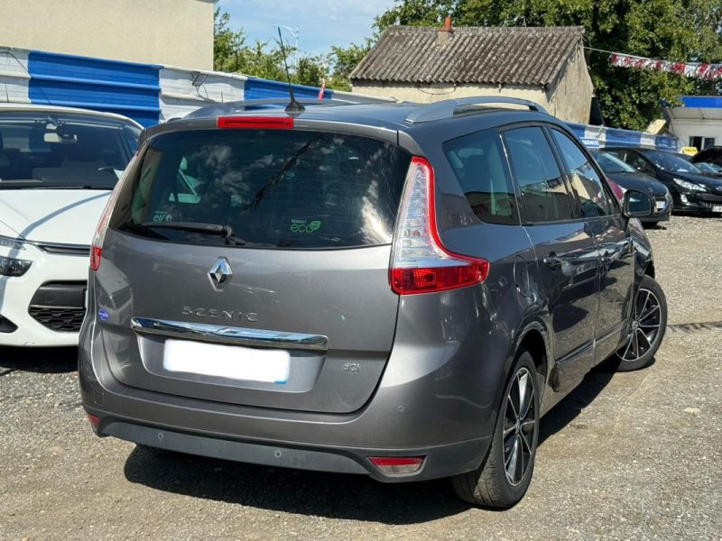 RENAULT SCENICIII GRAND BOSE  1.5 DCI 110 AUTHENTIQUE 5P 2013 7 PLCS 