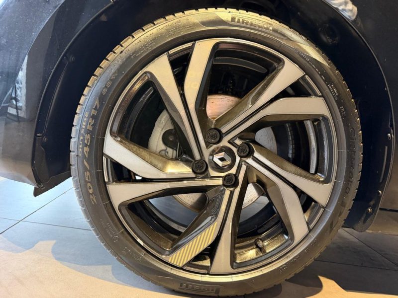 RENAULT  CLIO  E-TECH ENGINEERED FULL HYBRID 145 