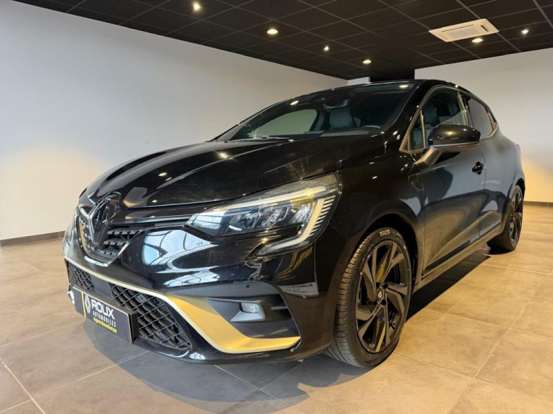 RENAULT  CLIO  E-TECH ENGINEERED FULL HYBRID 145 