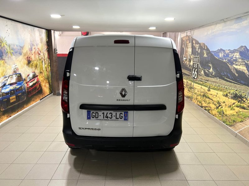 RENAULT EXPRESS VAN 1.5 BLUE DCI 95 ECO CONFORT 12/2021 PRIX HT : 8325 € PRIX TTC : 9990 €