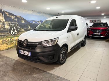 RENAULT EXPRESS VAN 1.5 BLUE DCI 95 ECO CONFORT 12/2021 PRIX HT : 8325 € PRIX TTC : 9990 €