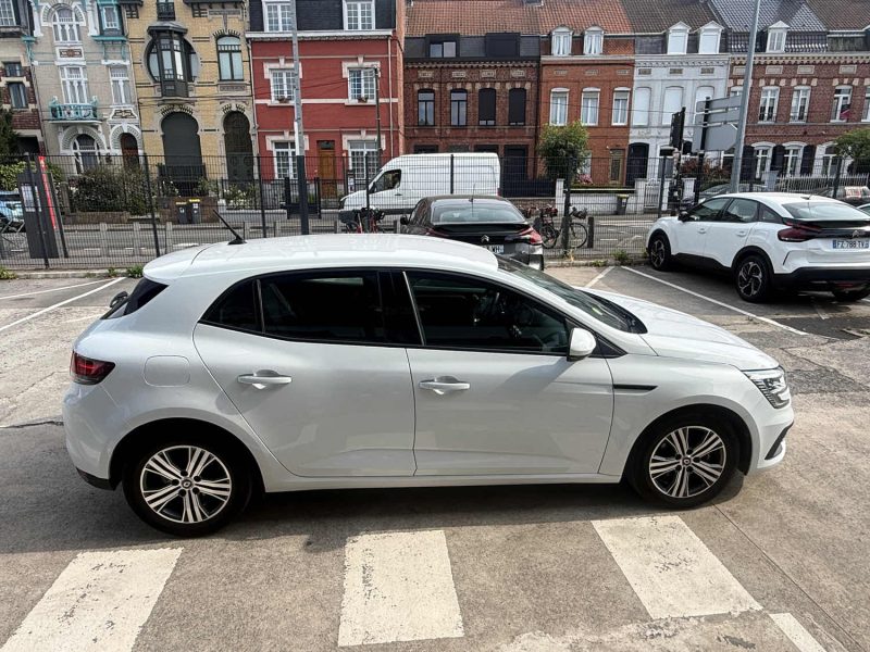 RENAULT MEGANE IV BlueDCI 115cv EVOLUTION EDC - AUTOMATIQUE - 2023