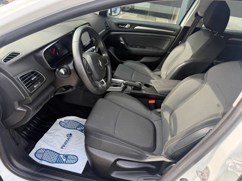 RENAULT MEGANE IV BlueDCI 115cv EVOLUTION EDC - AUTOMATIQUE - 2023