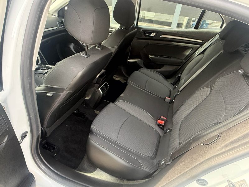 RENAULT MEGANE IV BlueDCI 115cv EVOLUTION EDC - AUTOMATIQUE - 2023