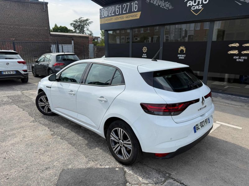 RENAULT MEGANE IV BlueDCI 115cv EVOLUTION EDC - AUTOMATIQUE - 2023