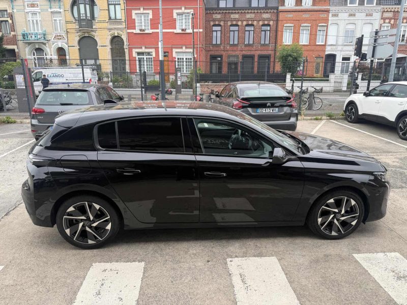 PEUGEOT 308 BLUEHDI 130cv S&S BVM6 ALLURE PACK - CARPLAY/CAMERA/COCKPIT - 73.000kms