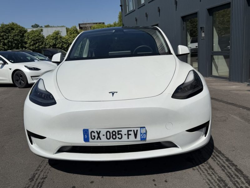 TESLA MODEL Y STANDARD PROPULSION 2024 ATTELAGE
