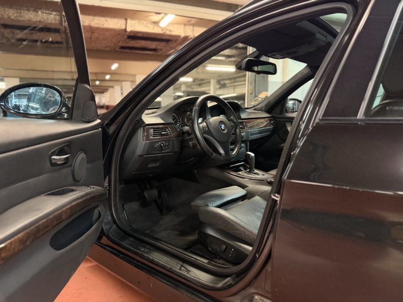 B.M.W. SERIE 3 TOURING 330DA Premiere Main