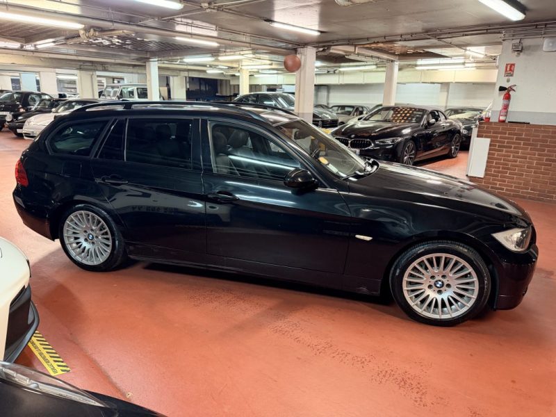 B.M.W. SERIE 3 TOURING 330DA Premiere Main