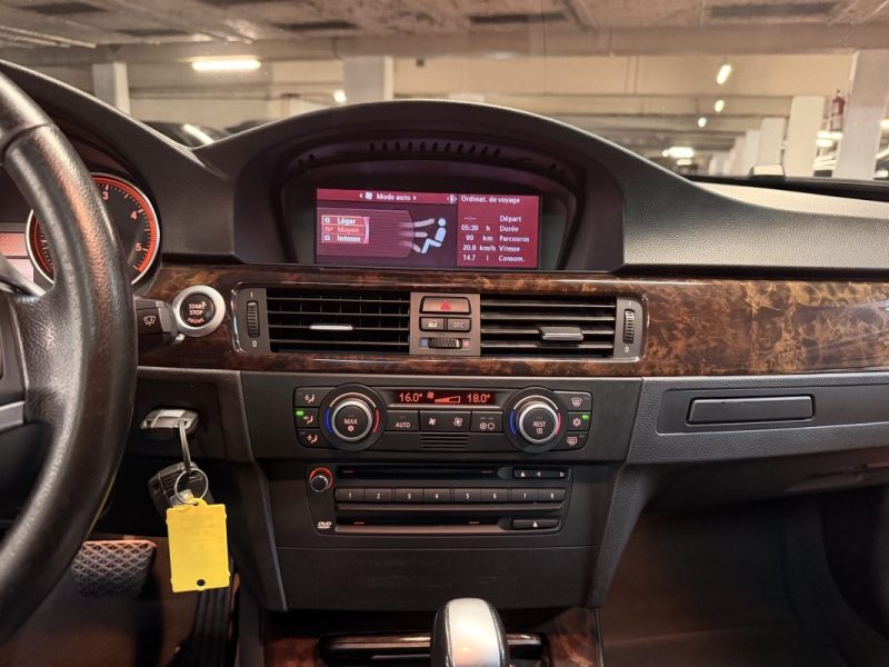 B.M.W. SERIE 3 TOURING 330DA Premiere Main